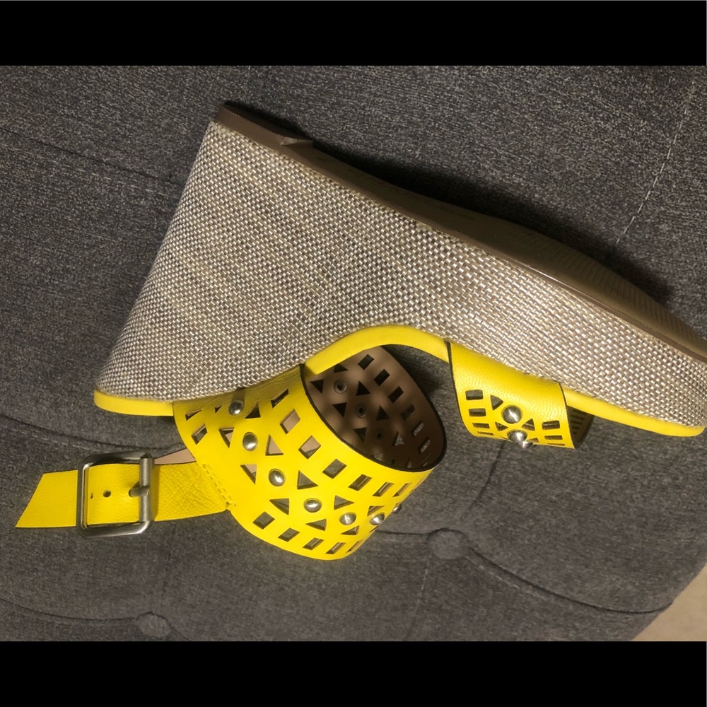 CHARLES DAVID YELLOW WEDGE